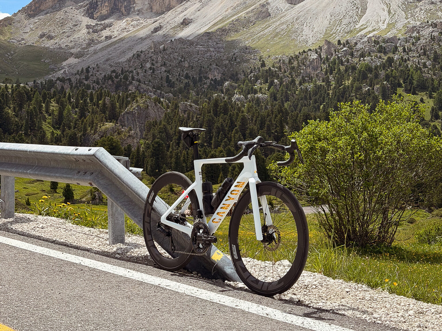 canyon aeroad